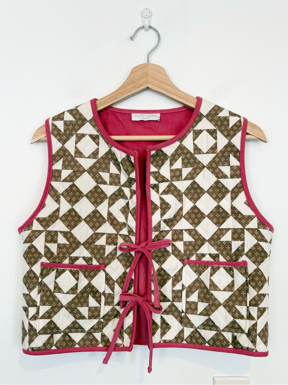 Smith & Quinn || Quilted Tie Front Vest Patchwork Corduroy Trim Pink Brown Small